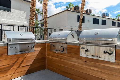 Outdoor Grills at Dash Apartments, Las Vegas, Nevada