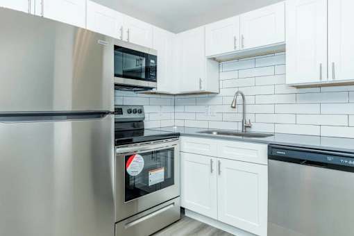 Modern Kitchen at Dash Apartments, Las Vegas, NV, 89104