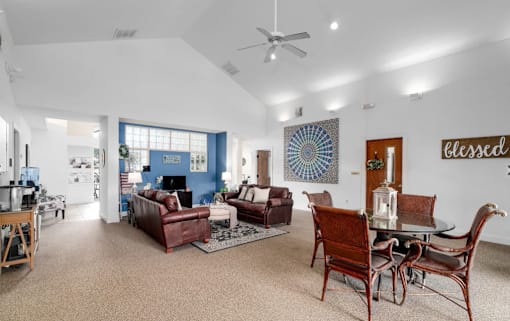 Dining And Living Area at Valencia Trace, ORLANDO