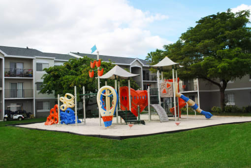 Siesta Pointe outdoor playground