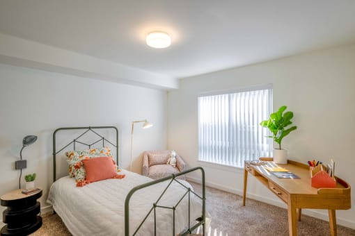 Gorgeous Bedroom at STATION BY VINTAGE, Washington, 98042