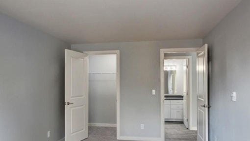 Terra Heights in Tacoma bedroom with closet