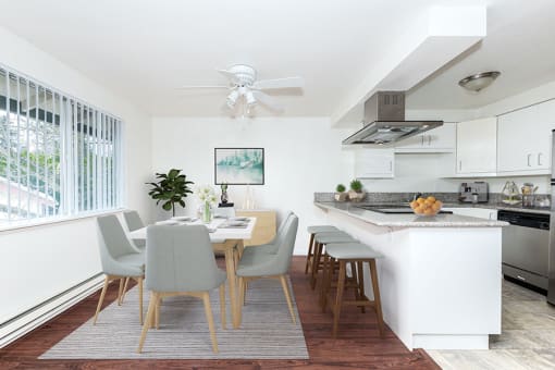 dining and kitchen at Township Eastside, Oregon
