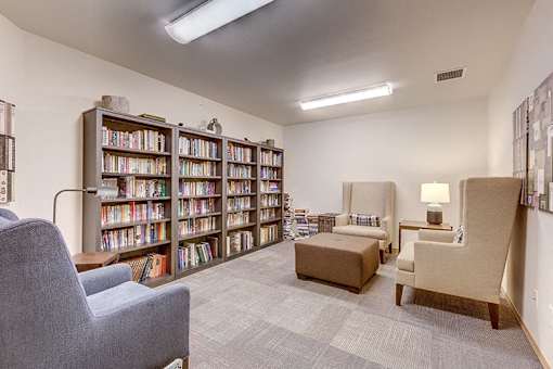 Library at VINTAGE AT ARLINGTON, Arlington, 98223