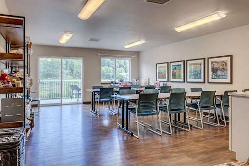 Dining Hall at VINTAGE AT ARLINGTON, Arlington, WA, 98223