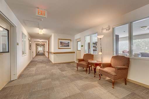 Seating Area at VINTAGE AT MOUNT VERNON Apartments, Mt. Vernon, Washington