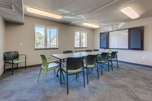Meeting Room at VINTAGE AT TACOMA, Washington, 98409