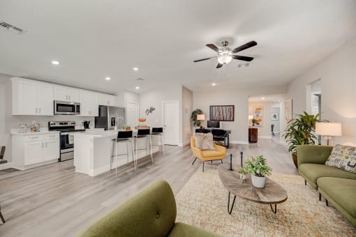 Houses in Lady Lake for Rent – The Groves at Lake Ella - open concept floorplan