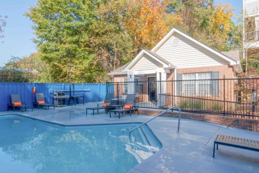 Collier Flats Apartments in Atlanta GA photo of swimming pool