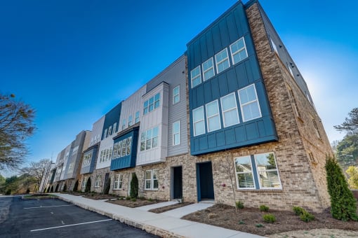 Henley Avondale Homes for rent in Avondale Estates, GA photo of community building