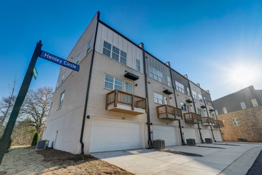 Henley Avondale Homes for rent in Avondale Estates, GA photo of community building