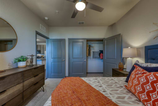 The Ridley apartments in Jacksonville, FL photo of bedroom