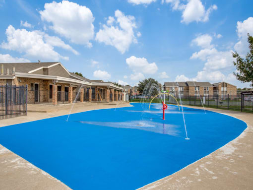 Monarch Pass Apartments in Fort Worth 76119 photo of  splash pad