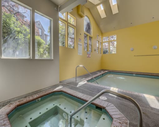 spa/hot tub