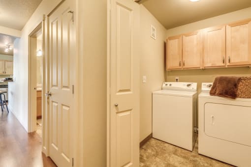 Full Size Washer & Dryer