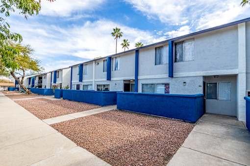 Apartments In Tucson, AZ 85716 for Rent – Midtown on Seneca – Photo of buildings