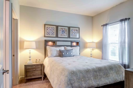 Master bedroom with queen size bed and large on-suite bathroom