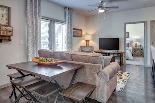 Modern living room at Williamson at the Overlook apartments in Georgetown ISD