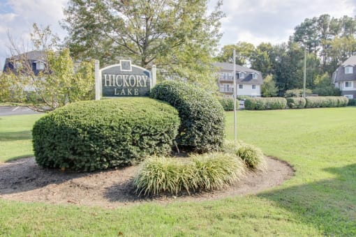 Pet-Friendly Apartments in Antioch, TN– Hickory Lake – the sign for hickory lake at the entrance to the park on the grass
