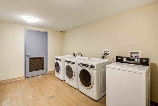 Houston Street Manor apartments in Jacksonville, FL photo of Laundry Facilities