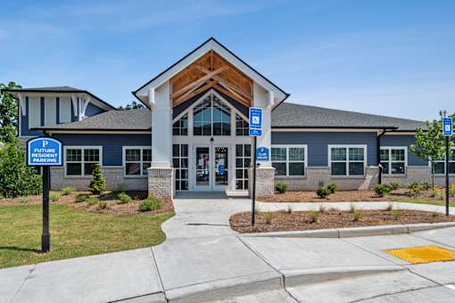 Leasing Office