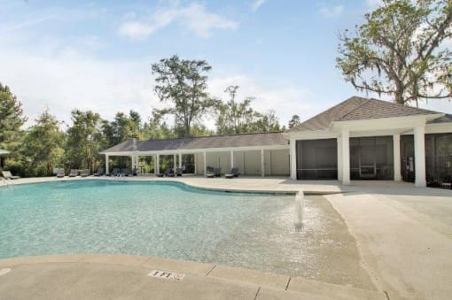 Omnia at Richmond Hill Townhomes in Georgia photo of resort style pool