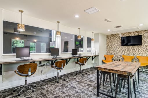 Summit Station at Duluth, Duluth, GA, Apartment_business center