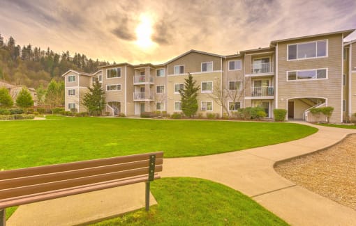 Green Space at Valley Springs Apartments