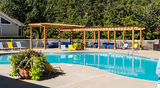 Resort-style swimming pool in Stockbridge GA apartment community near Eagles Landing at Southwinds Point