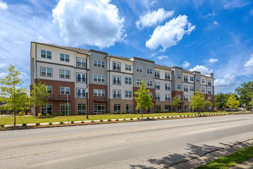 Street view of Springview Apartments located at 3260 Panthersville Road in Decatur, Georgia near South DeKalb and I-20.