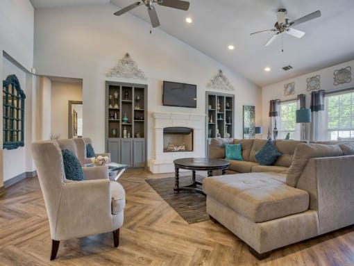 Apartments in Clarksville, TN for Rent - Parc at Clarksville - Clubhouse with vaulted ceilings and ceiling fan