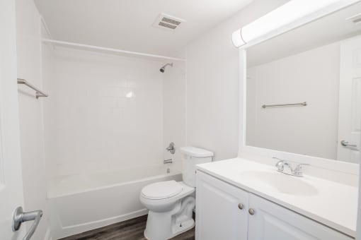 Townsend Apartments Jacksonville FL photo of   bathroom