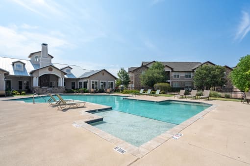 the preserve at ballantyne commons pool and apartment buildings