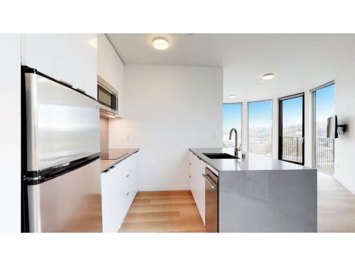 1 bed 1 bath kitchen