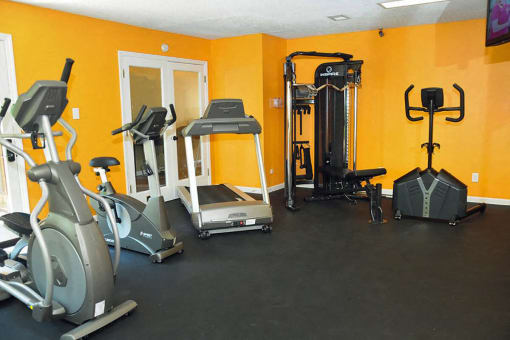 exercise room at apartments in St. Louis County