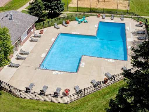 Sparking swimming pool at The Gates of Rochester