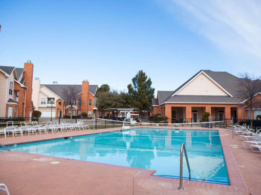 The Dominion apartments swimming pool