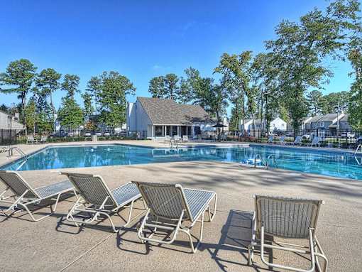 swimming pool at Southgate apartments