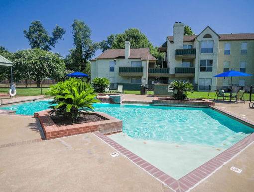 pool at Pecan Grove Apartments 