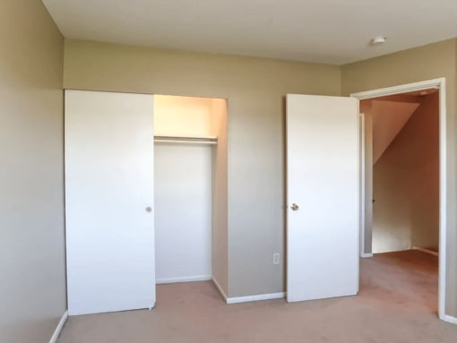 Apartments and Townhomes at Arlington Village