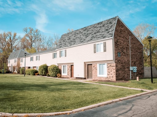 apartment community with On-Site Maintenance