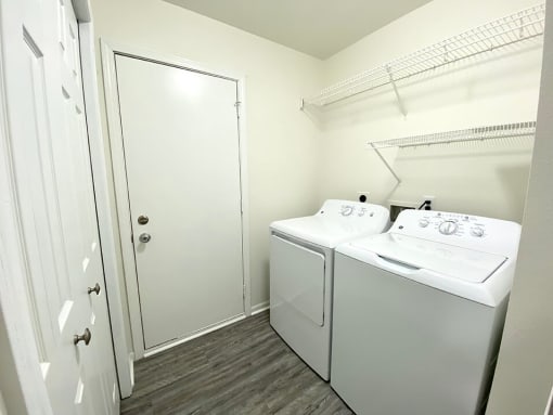 Townhomes with washer/dryer in unit