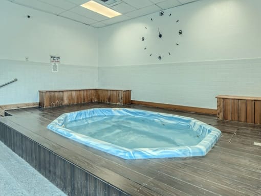 On-site Indoor Jacuzzi at country green apartments