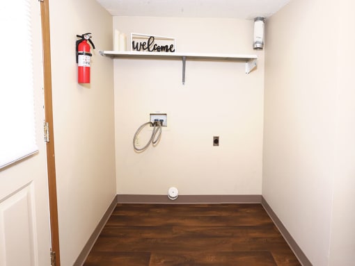 apartments with washer/dryer connections