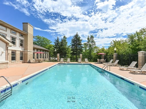 pool at Reserve at Eagle Ridge Apartments