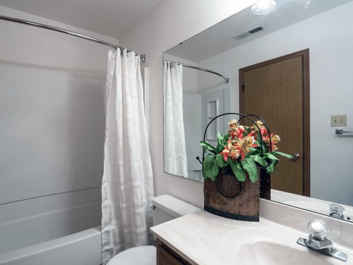 apartment bathroom with tub