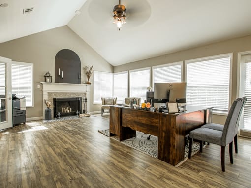 Apartment Leasing Office at Hunter's Ridge