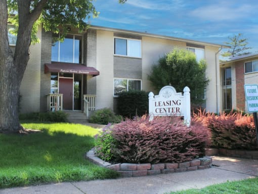 Leasing Office at Imperial Gardens Apartments