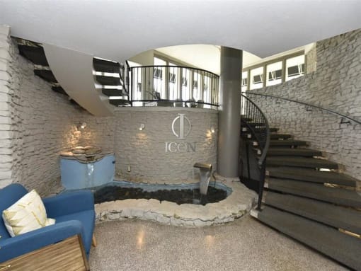 Icon apartments in Louisville KY