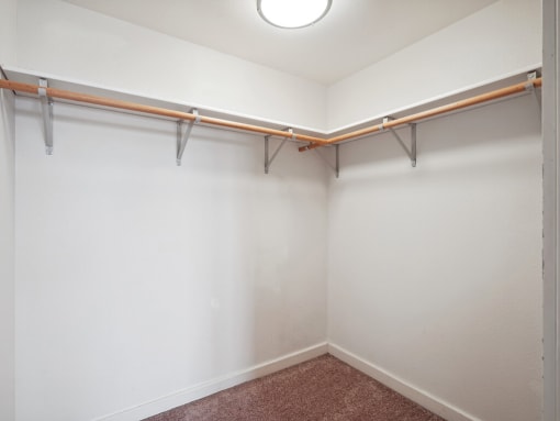 walk in closet